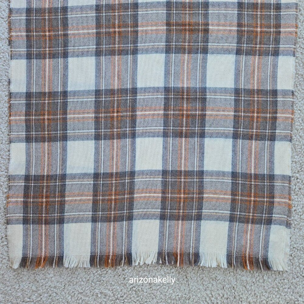 NWOT Johnstons Extra Fine Merino Wool Plaid Scarf Scotland - Picture 6 of 11